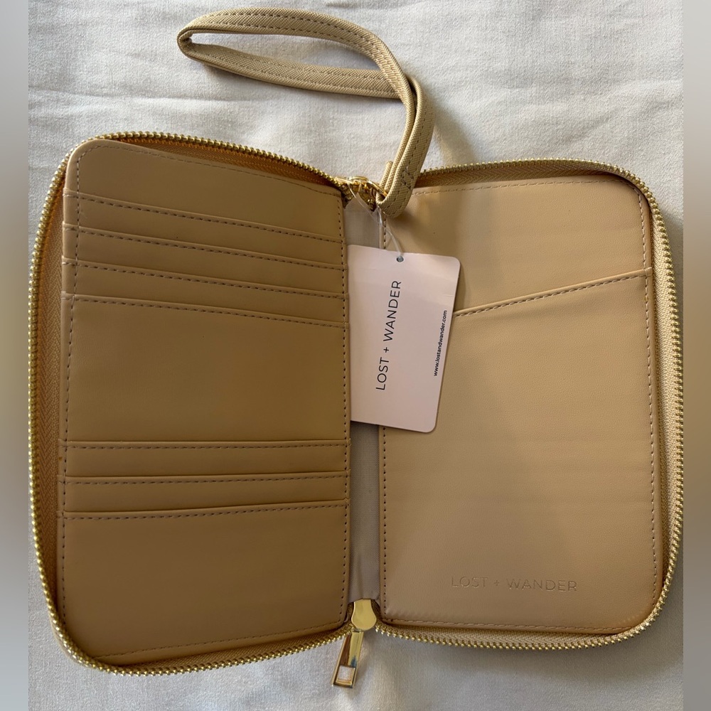 Lost + Wander Beige Passport Wallet NWT